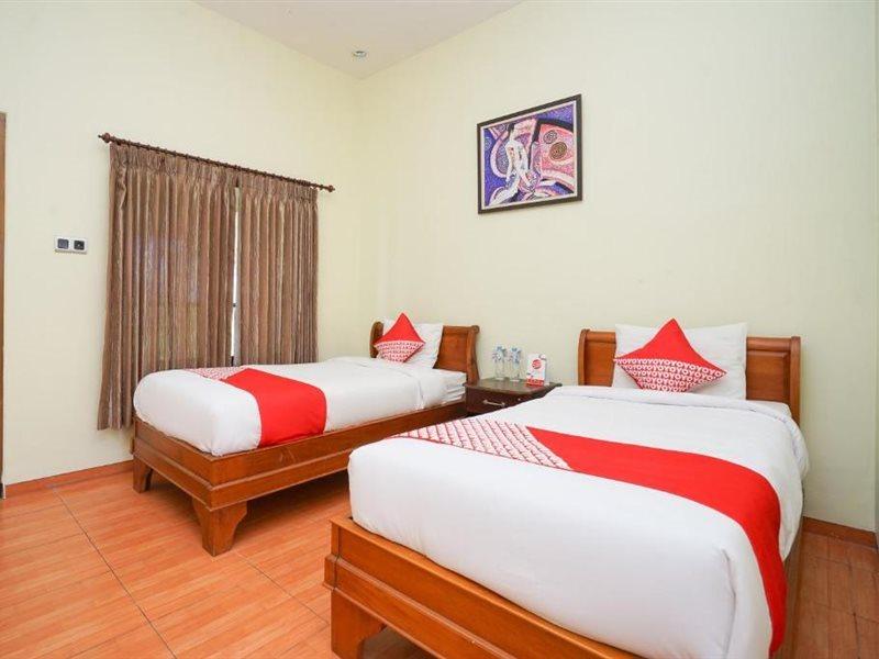 Hotel Bumi Bermi Permai Near Bermi Eco Park Mitra Reddoorz Проболинго Екстериор снимка