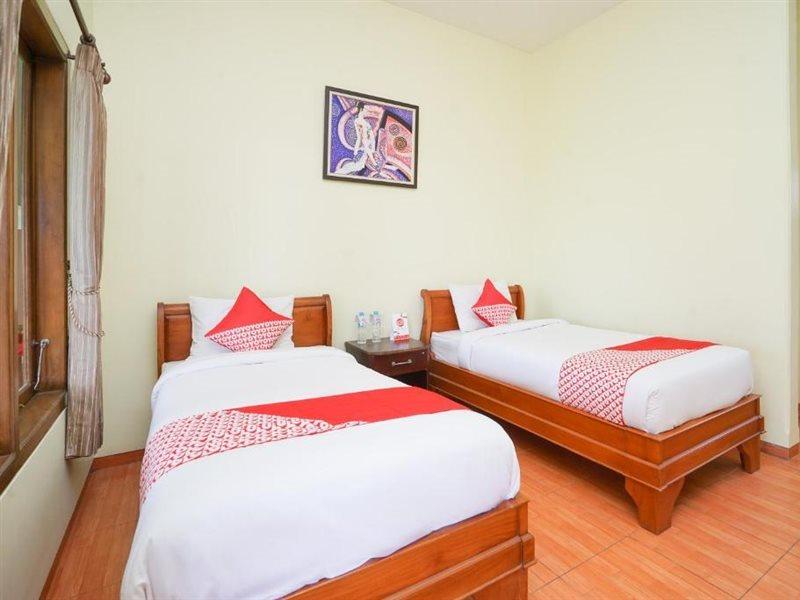 Hotel Bumi Bermi Permai Near Bermi Eco Park Mitra Reddoorz Проболинго Екстериор снимка