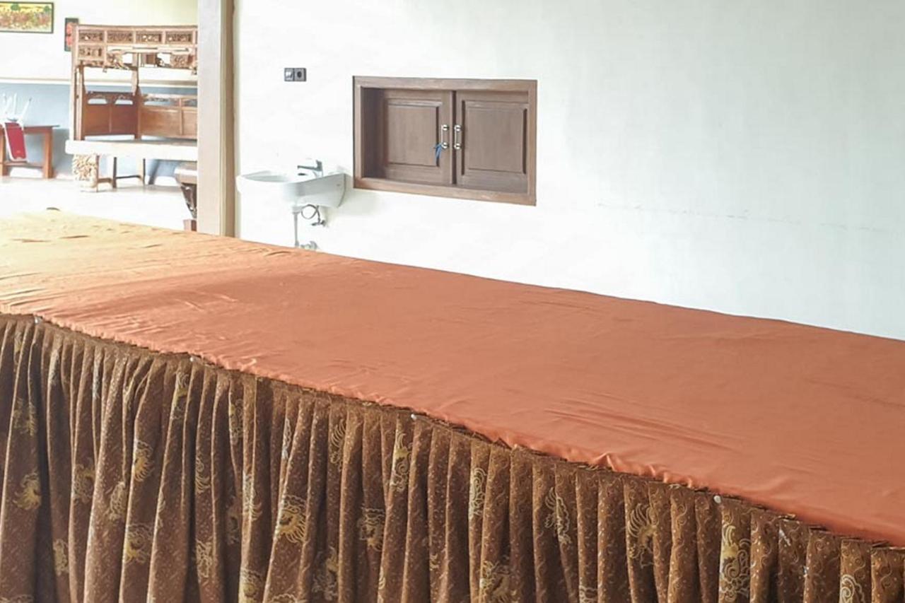 Hotel Bumi Bermi Permai Near Bermi Eco Park Mitra Reddoorz Проболинго Екстериор снимка