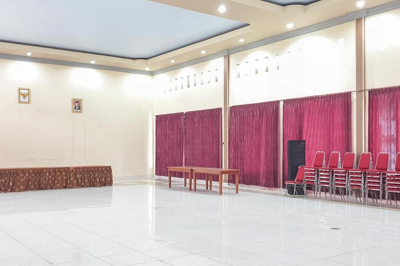 Hotel Bumi Bermi Permai Near Bermi Eco Park Mitra Reddoorz Проболинго Екстериор снимка