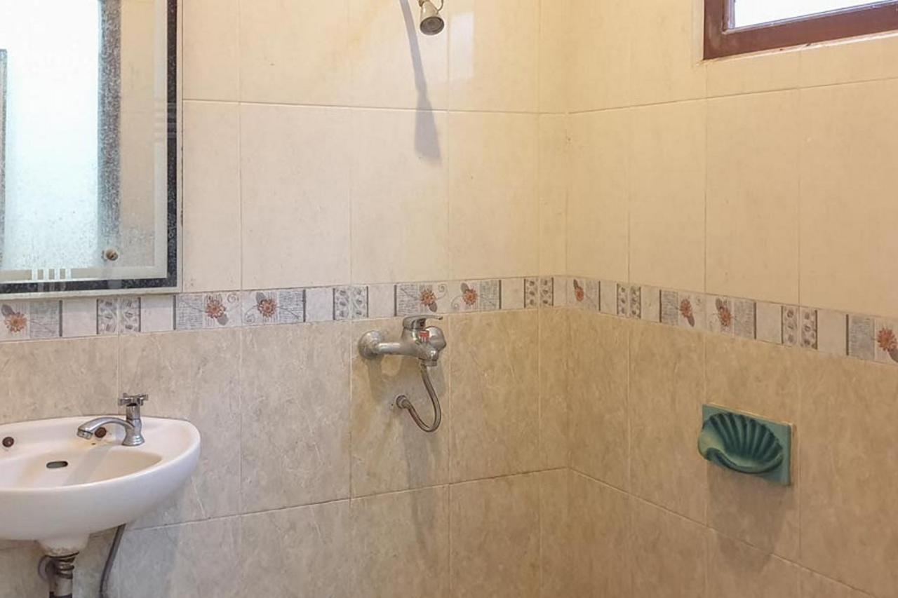 Hotel Bumi Bermi Permai Near Bermi Eco Park Mitra Reddoorz Проболинго Екстериор снимка