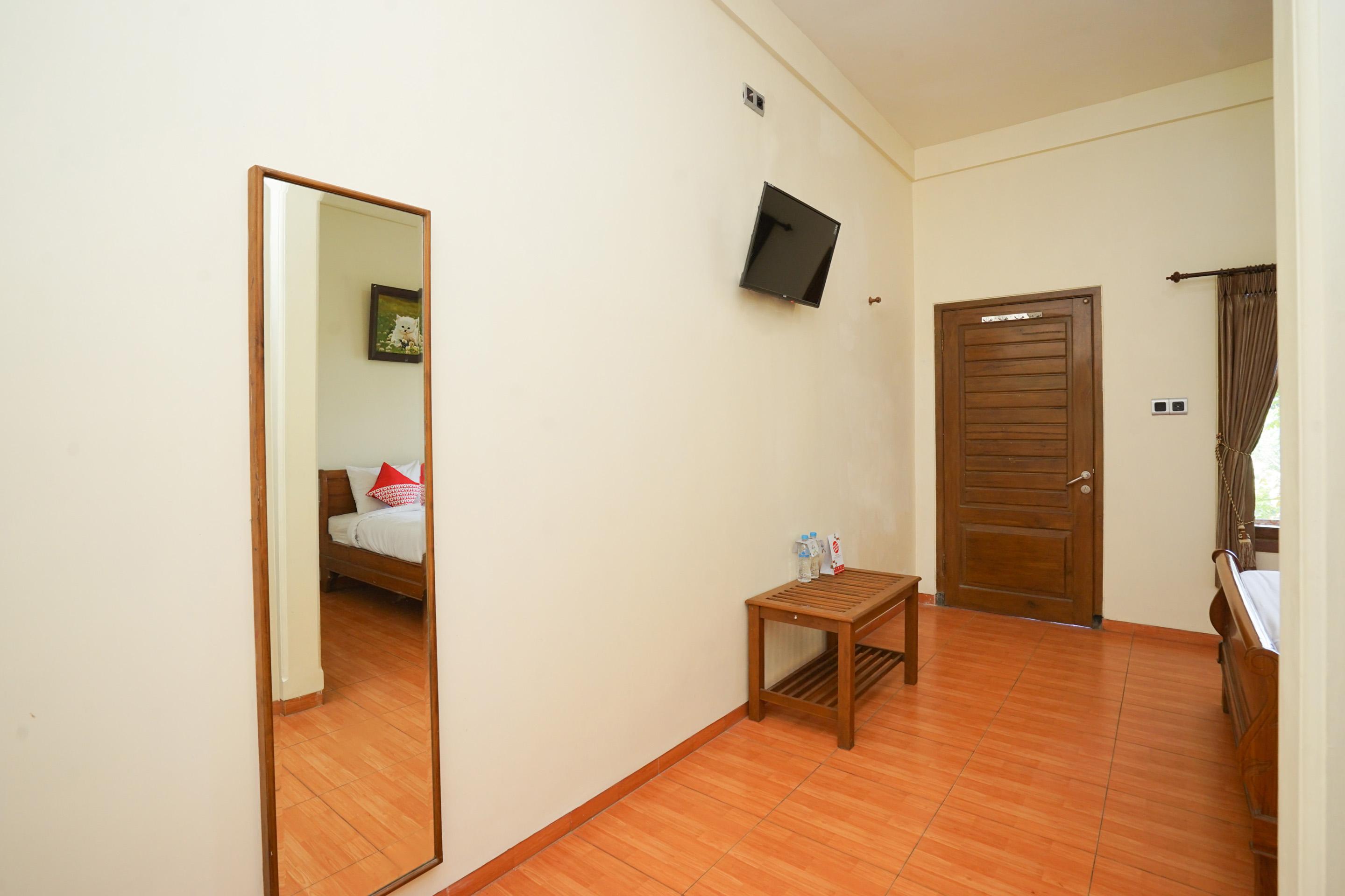 Hotel Bumi Bermi Permai Near Bermi Eco Park Mitra Reddoorz Проболинго Екстериор снимка